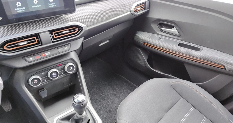 Dacia Sandero Stepway cena 76500 przebieg: 7400, rok produkcji 2023 z Nowy Sącz małe 277